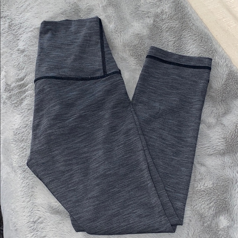 cropped lulu grey leggings (wunder unders)